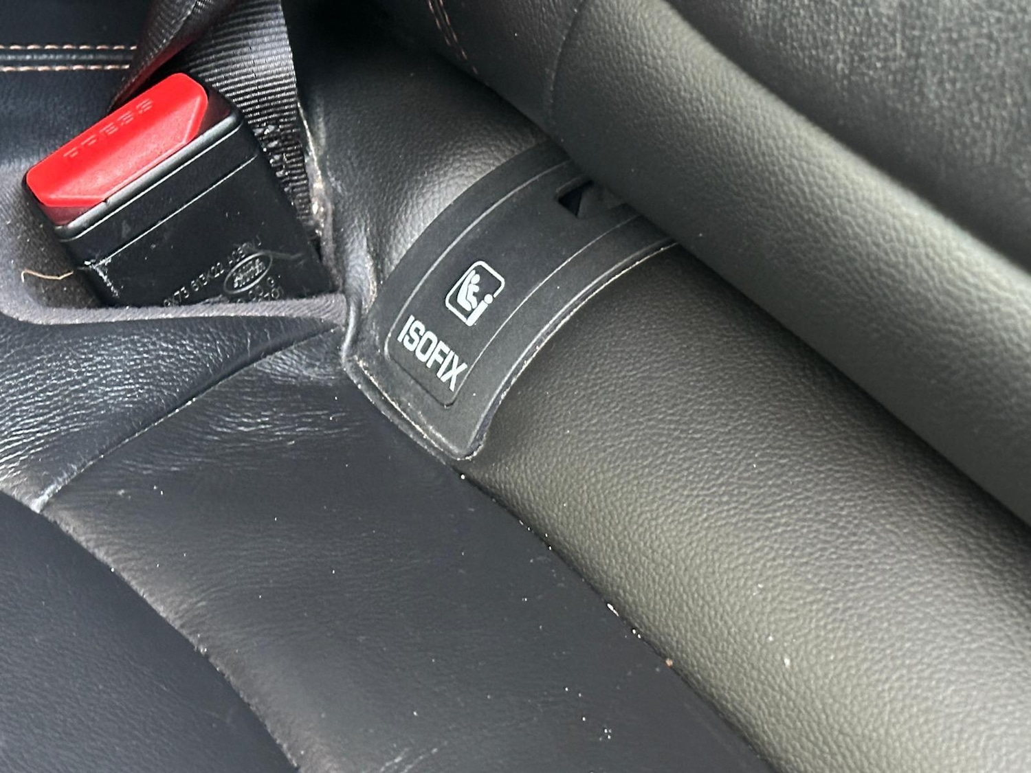 Used Jaguar XE 2016 for sale - 77537879: Photo 18