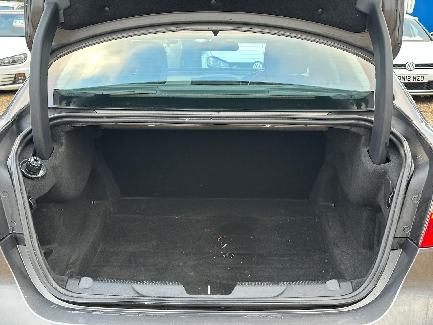 Used Jaguar XE 2016 for sale - 77537879: Photo 43