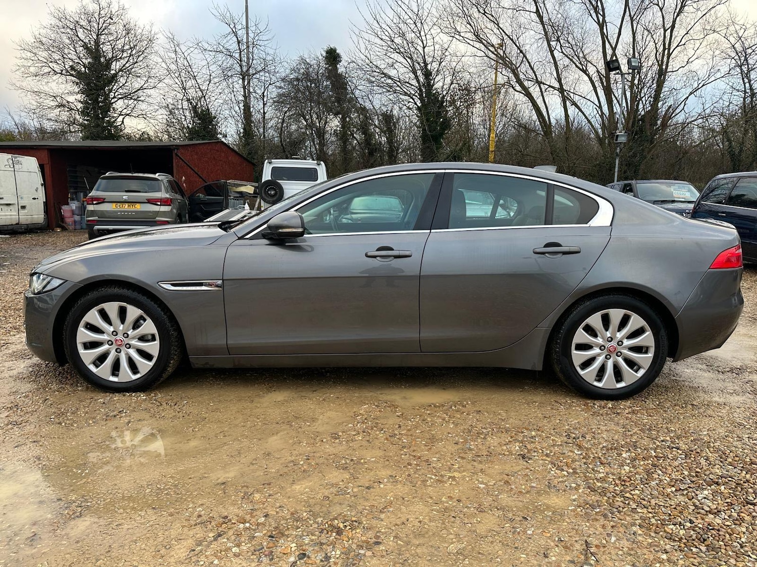 Used Jaguar XE 2016 for sale - 77537879: Photo 6