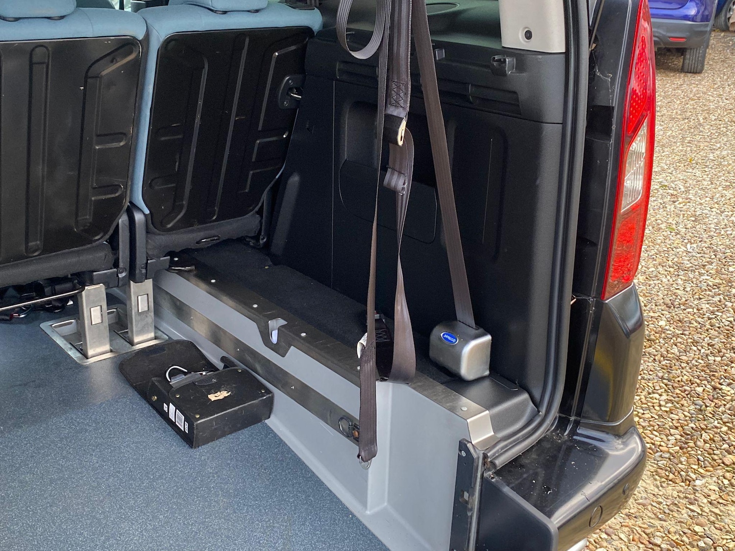Vehicle 22