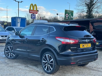 Used Nissan Qashqai 2017 for sale - 78375882: Photo