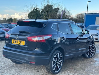 Used Nissan Qashqai 2017 for sale - 78375882: Photo