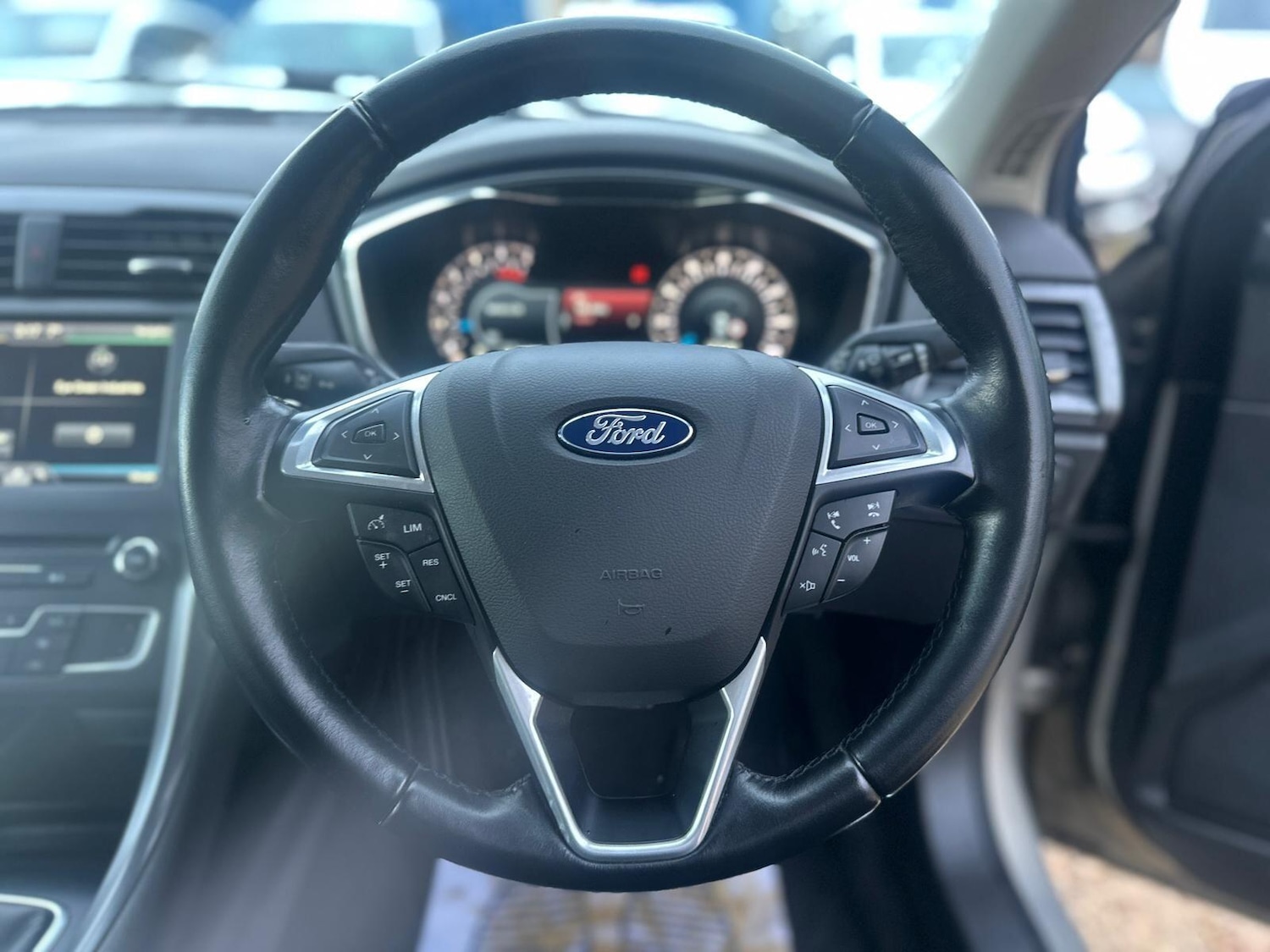 Used Ford Mondeo 2015 for sale - 77396631: Photo 15