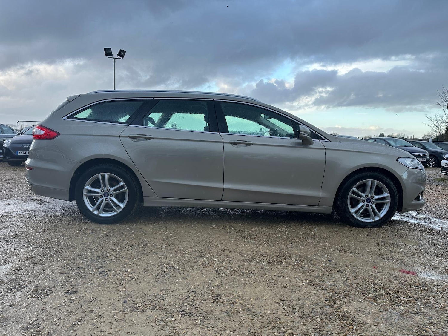 Used Ford Mondeo 2015 for sale - 77396631: Photo 5