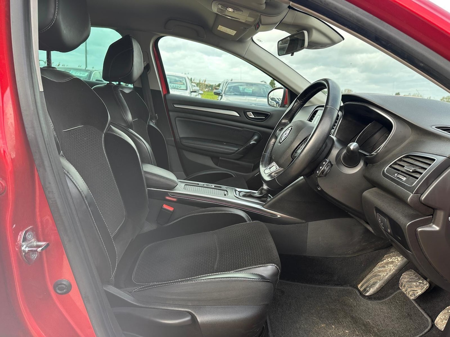 Used Renault Megane for sale - 77883277: Photo 7