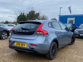 Used Volvo V40 2016 for sale - 74465488: Photo