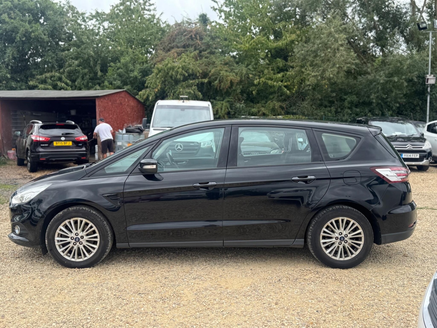 Used Ford S-Max 2017 for sale - 77479116: Photo 5