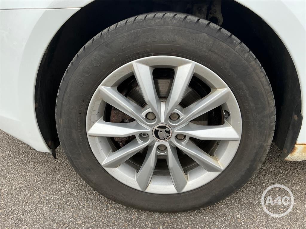 Used Skoda Octavia 2016 for sale - 77908702: Photo 5