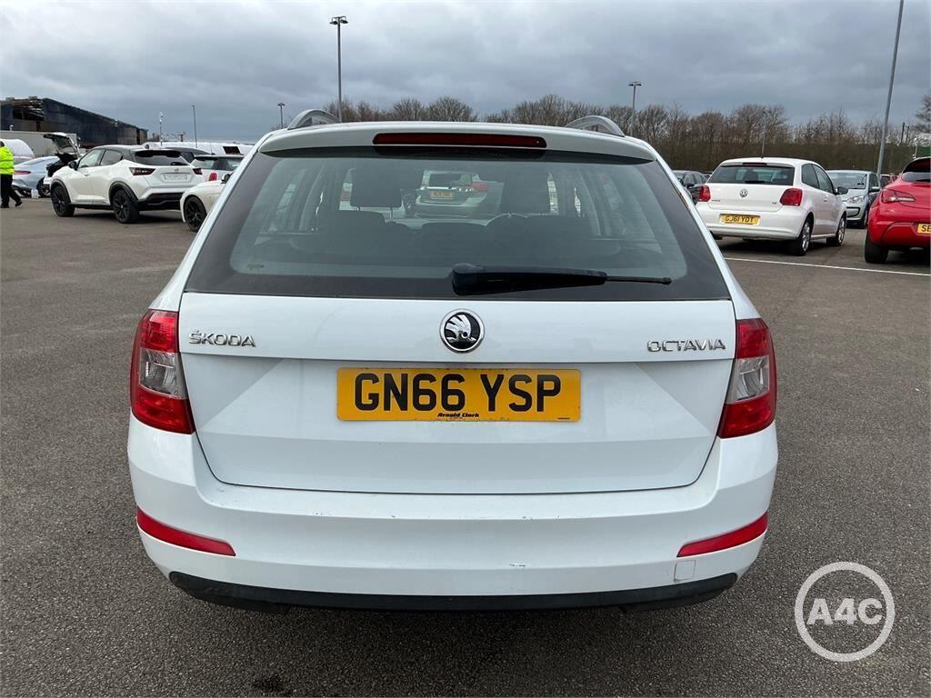 Used Skoda Octavia 2016 for sale - 77908702: Photo 8