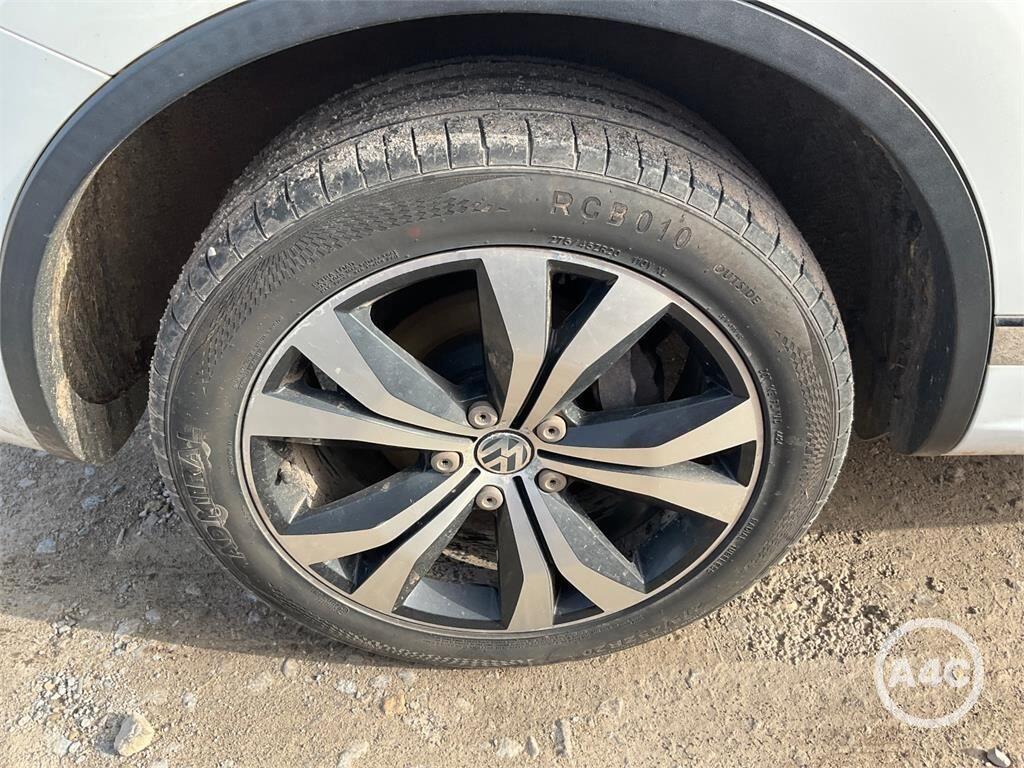 Used Volkswagen Touareg for sale - 77784807: Photo 14
