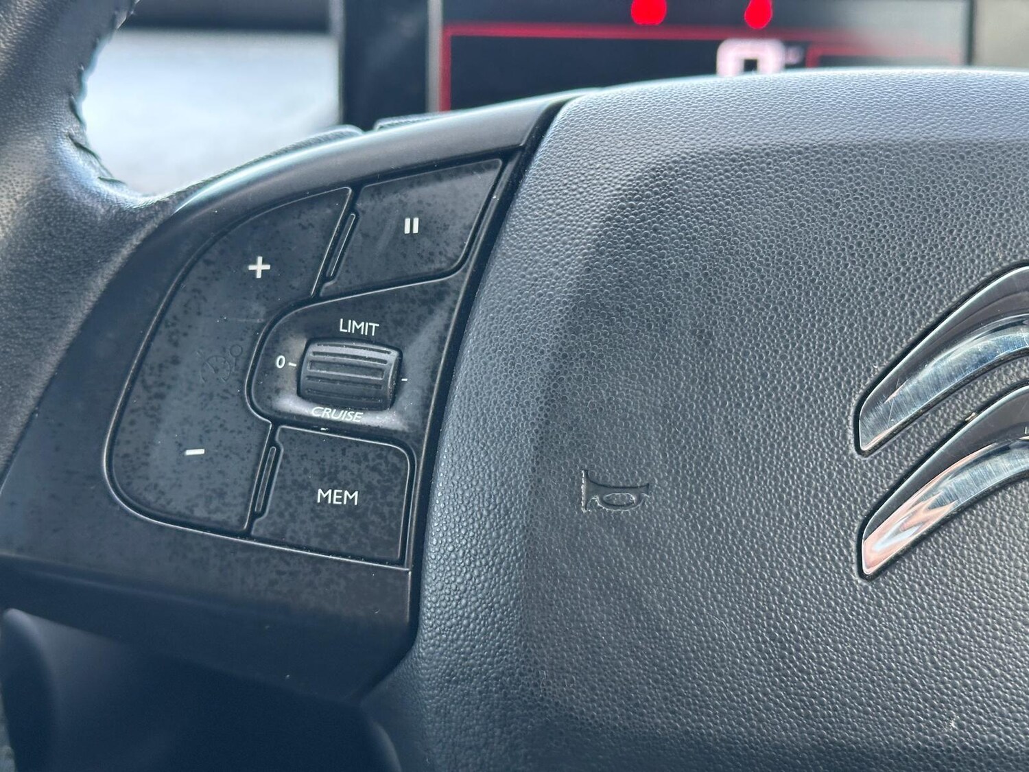 Used Citroen C4 Cactus 2016 for sale - 76936207: Photo 28