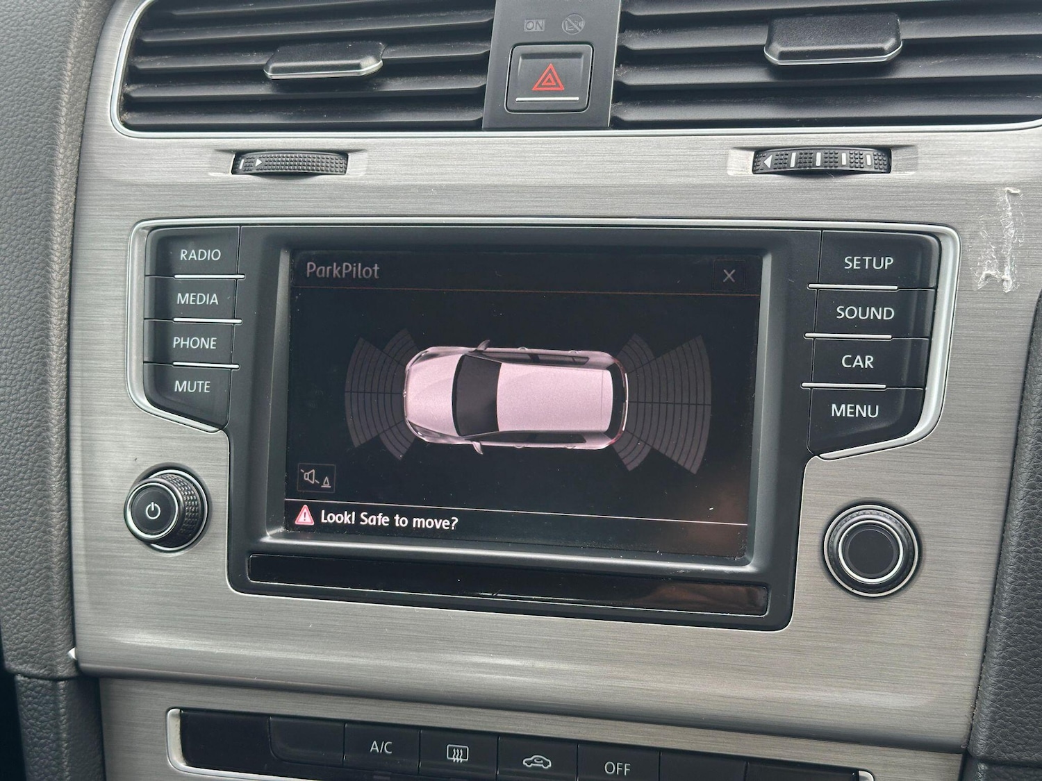 Used Volkswagen Golf 2015 for sale - 76123072: Photo 16