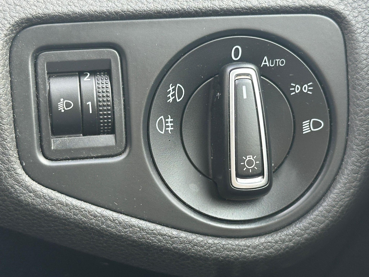 Used Volkswagen Golf 2015 for sale - 76123072: Photo 29