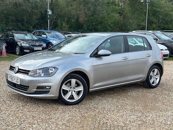 Used Volkswagen Golf 2015 for sale - 76123072: Photo 2