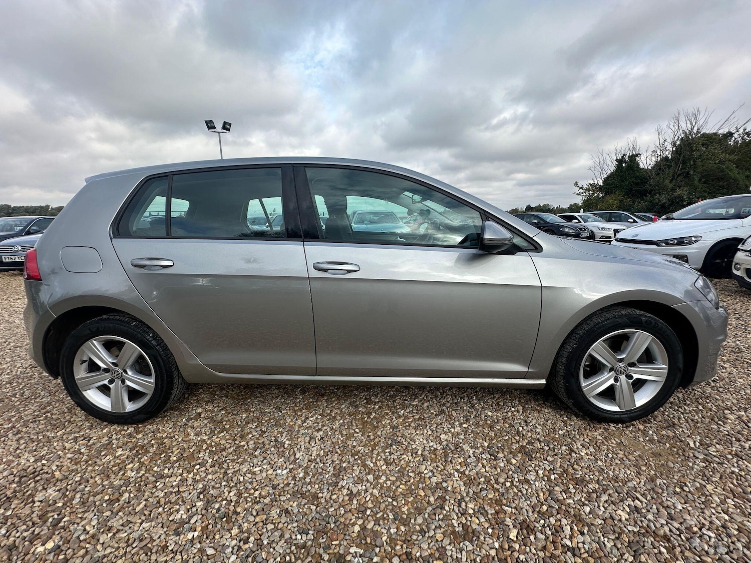 Used Volkswagen Golf 2015 for sale - 76123072: Photo 5