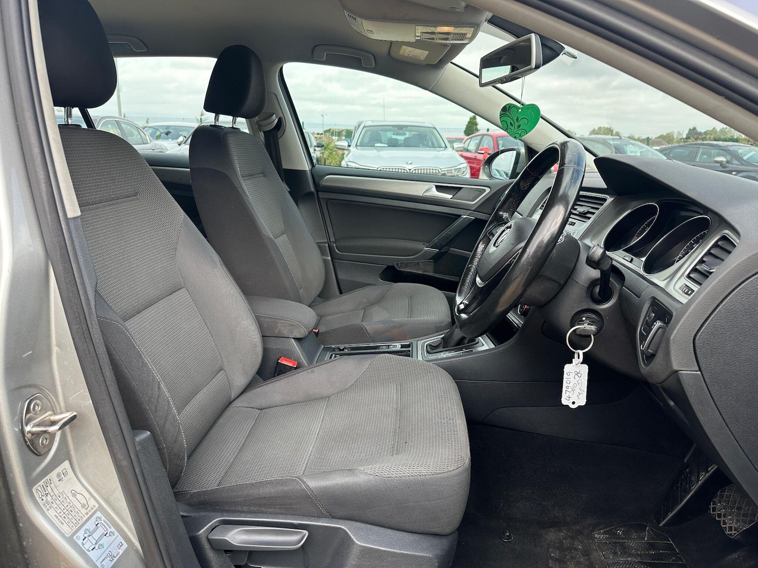 Used Volkswagen Golf 2015 for sale - 76123072: Photo 7