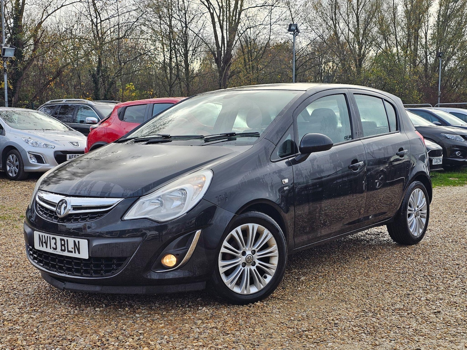 Used Vauxhall Corsa 2013 for sale - 77586659: Photo 2