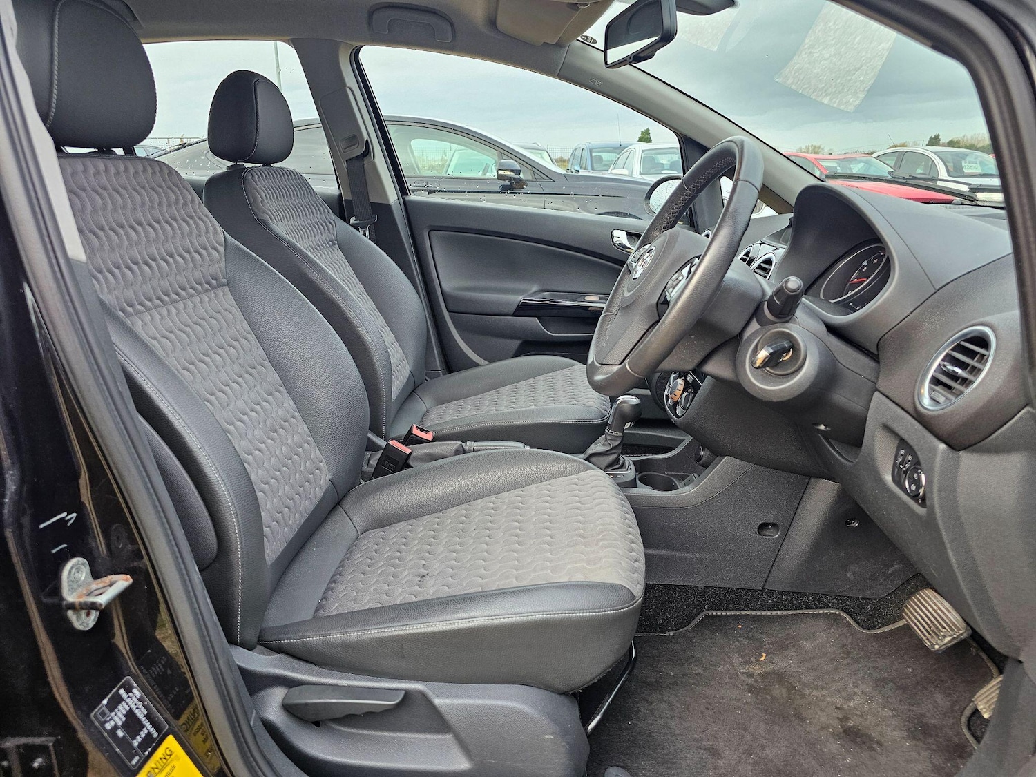 Used Vauxhall Corsa 2013 for sale - 77586659: Photo 7