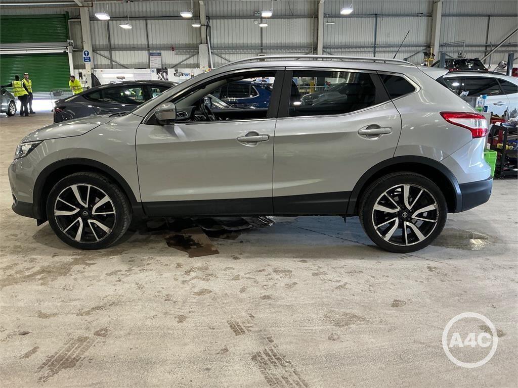 Used Nissan Qashqai 2015 for sale - 77970499: Photo 5