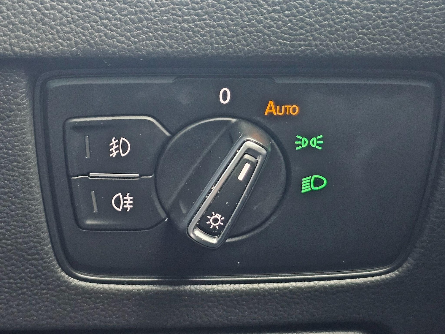 Used Volkswagen Passat 2018 for sale - 77101844: Photo 27