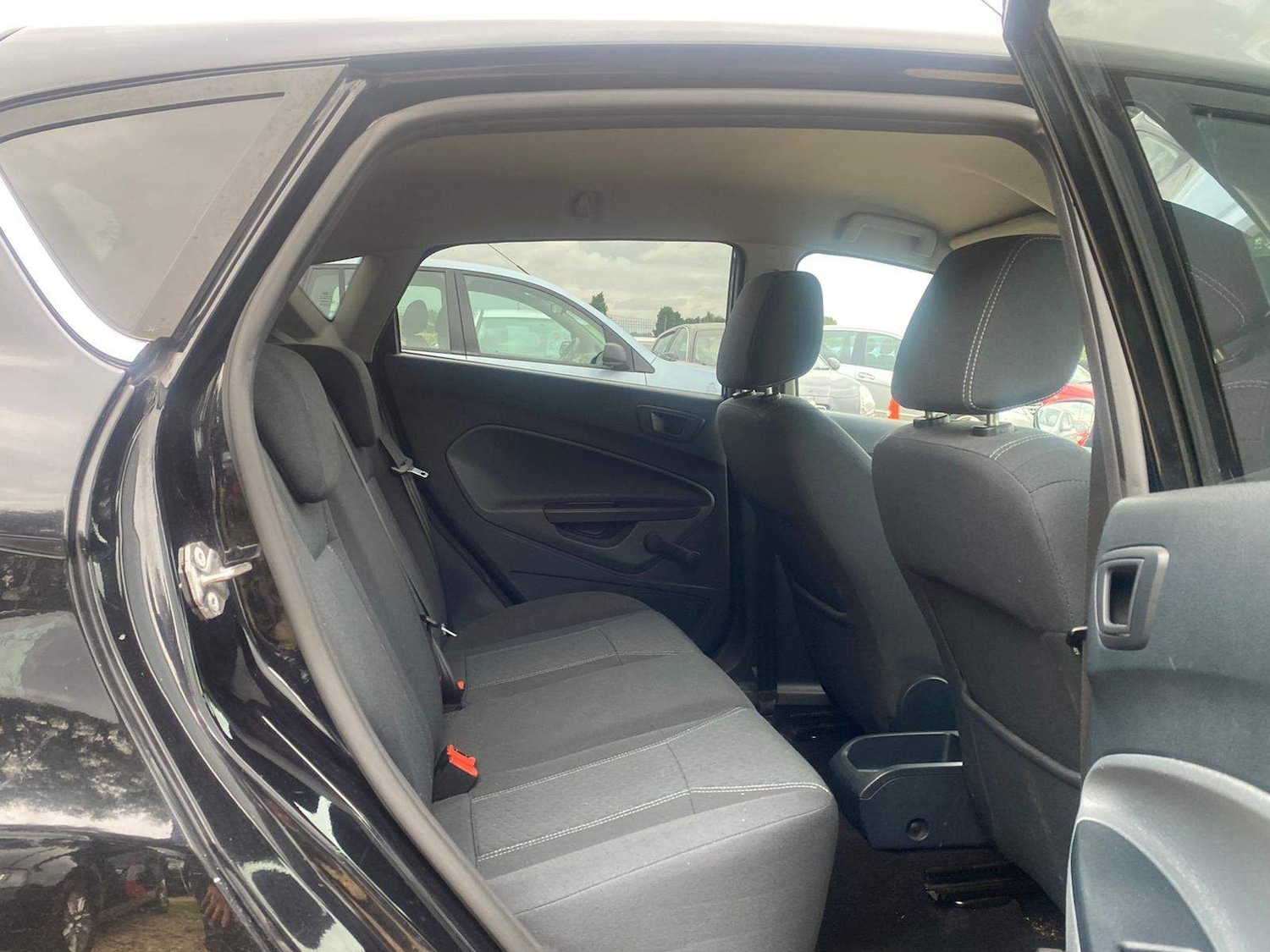 Used Ford Fiesta for sale - 76992767: Photo 9