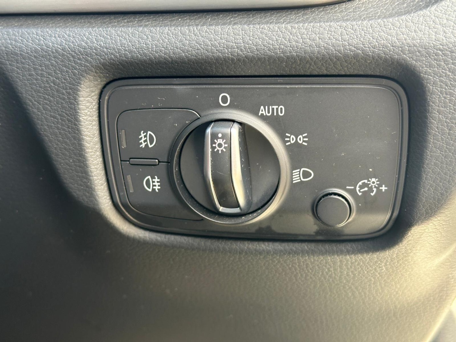 Used Audi A3 2015 for sale - 77658861: Photo 36