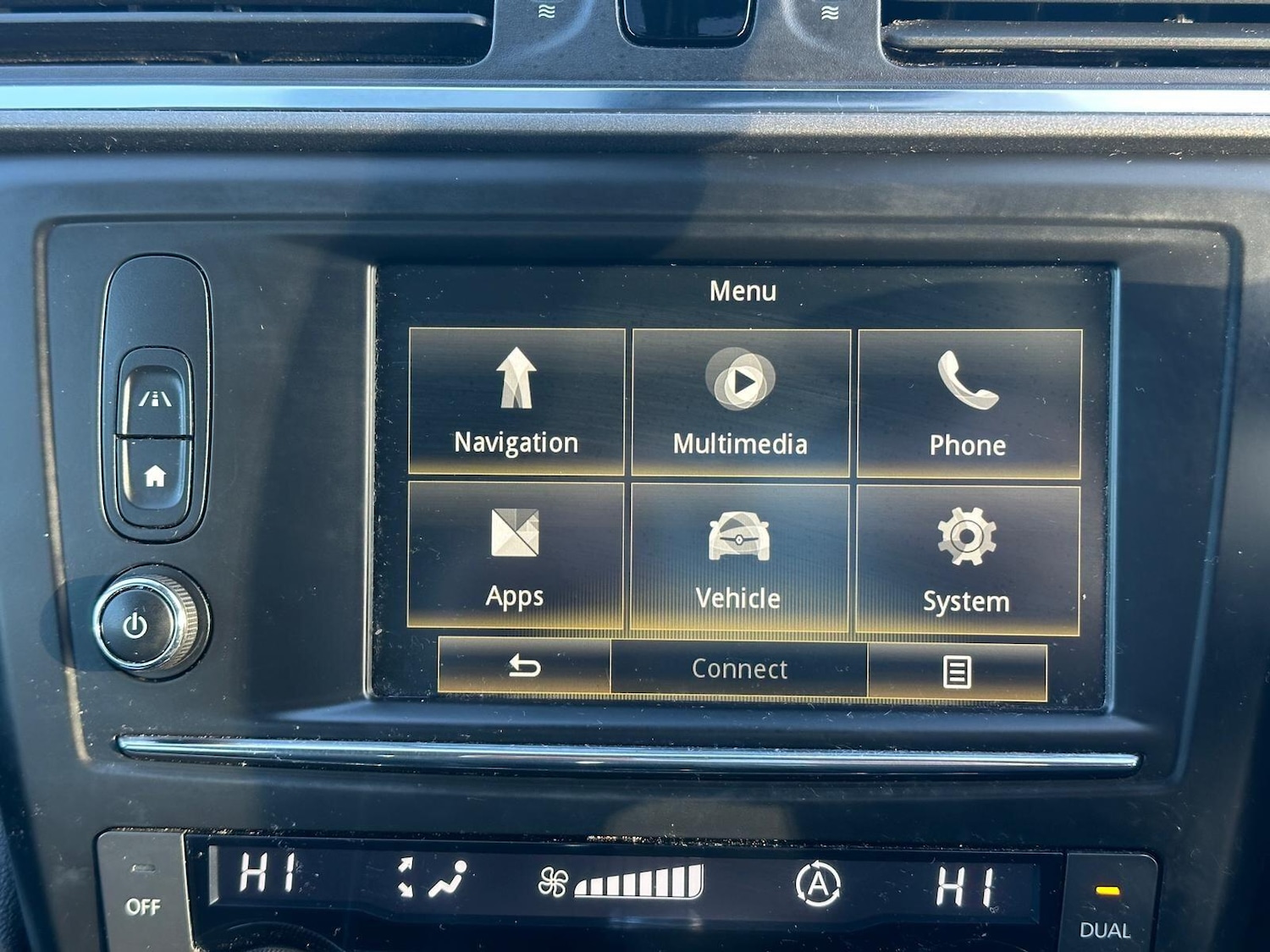 Used Renault Kadjar 2017 for sale - 77109376: Photo 17