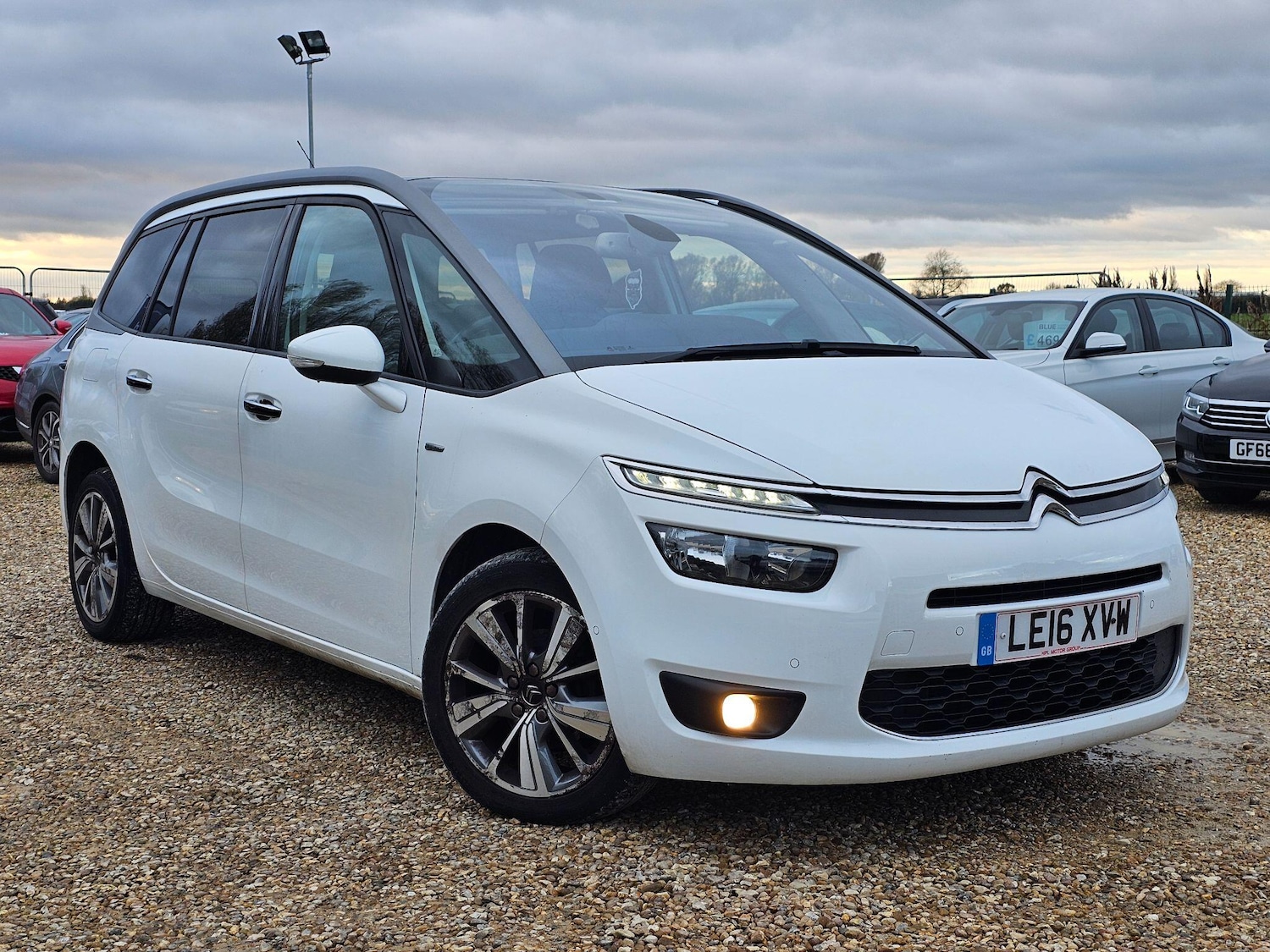 Used Citroen C4 Grand Picasso 2016 for sale - 76645387: Photo 1