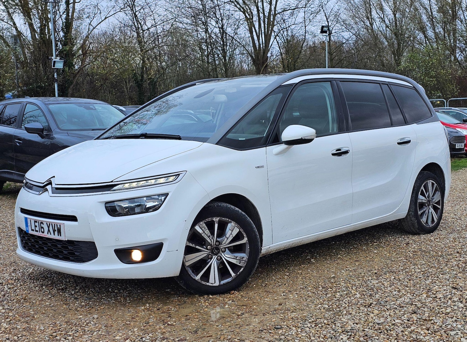 Used Citroen C4 Grand Picasso 2016 for sale - 76645387: Photo 2