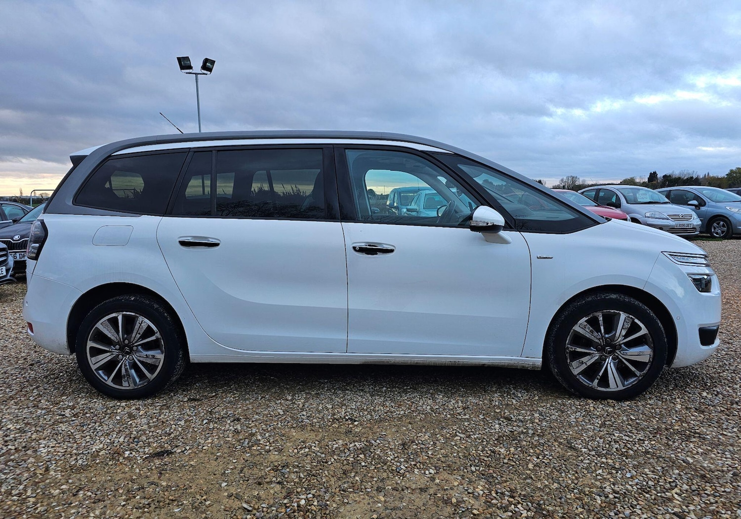 Used Citroen C4 Grand Picasso 2016 for sale - 76645387: Photo 5