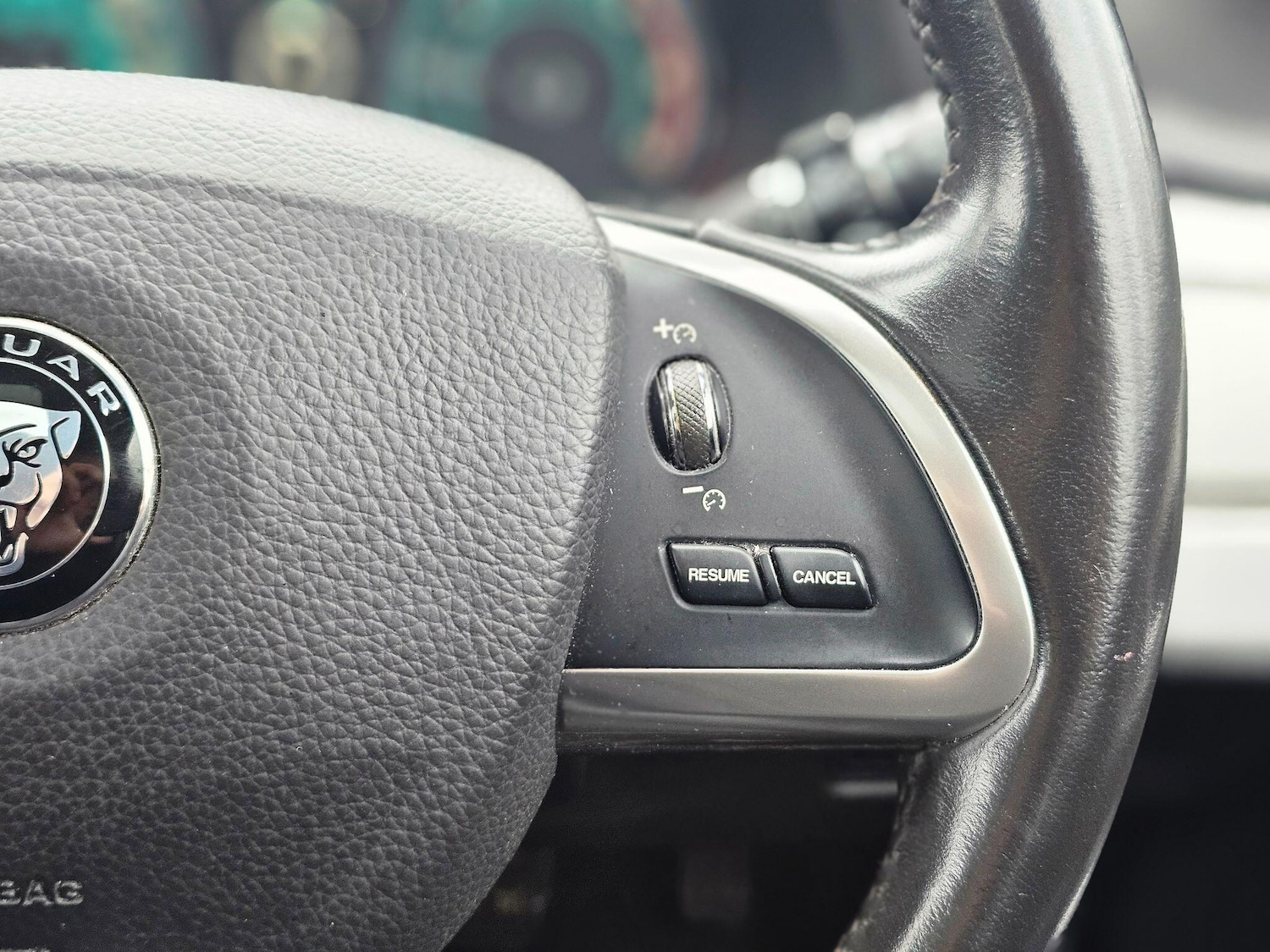 Used Jaguar XF 2015 for sale - 77978450: Photo 29