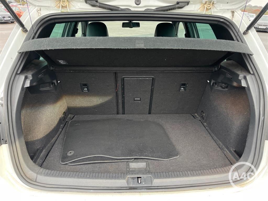 Used Volkswagen Golf 2014 for sale - 76645037: Photo 10