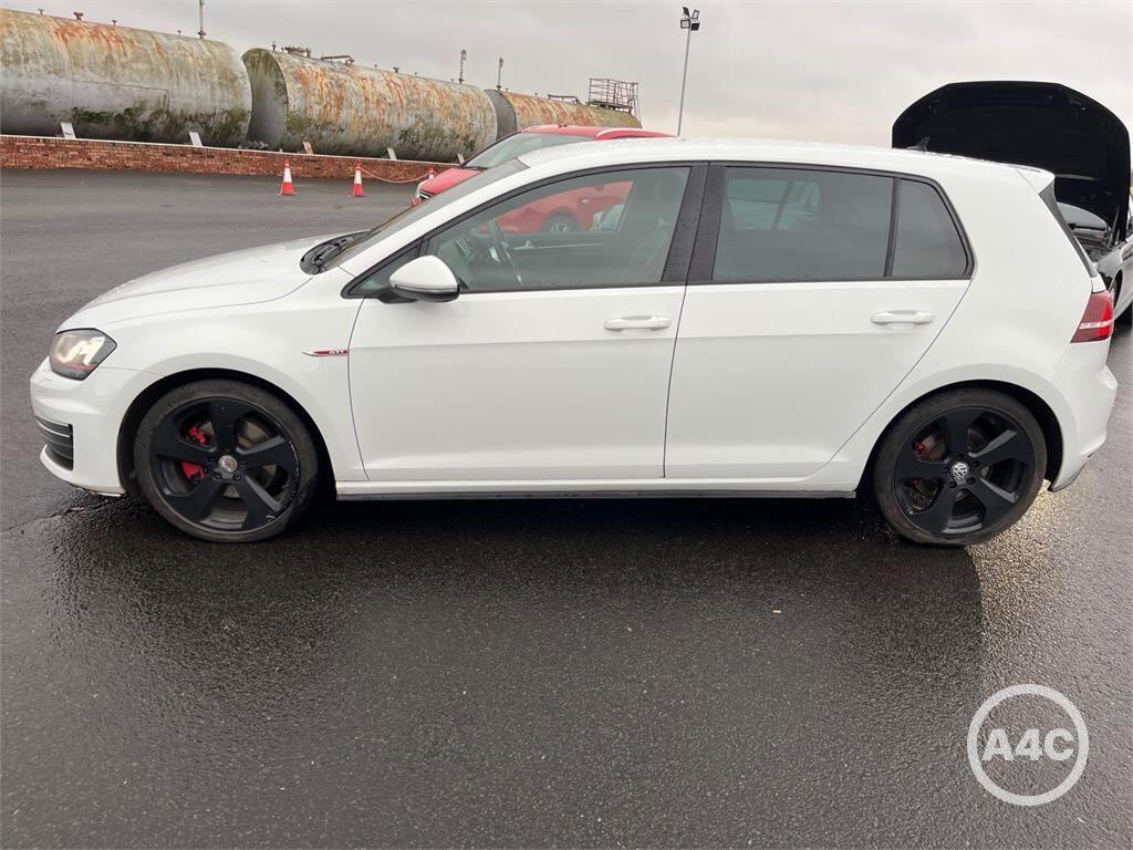 Used Volkswagen Golf 2014 for sale - 76645037: Photo 4