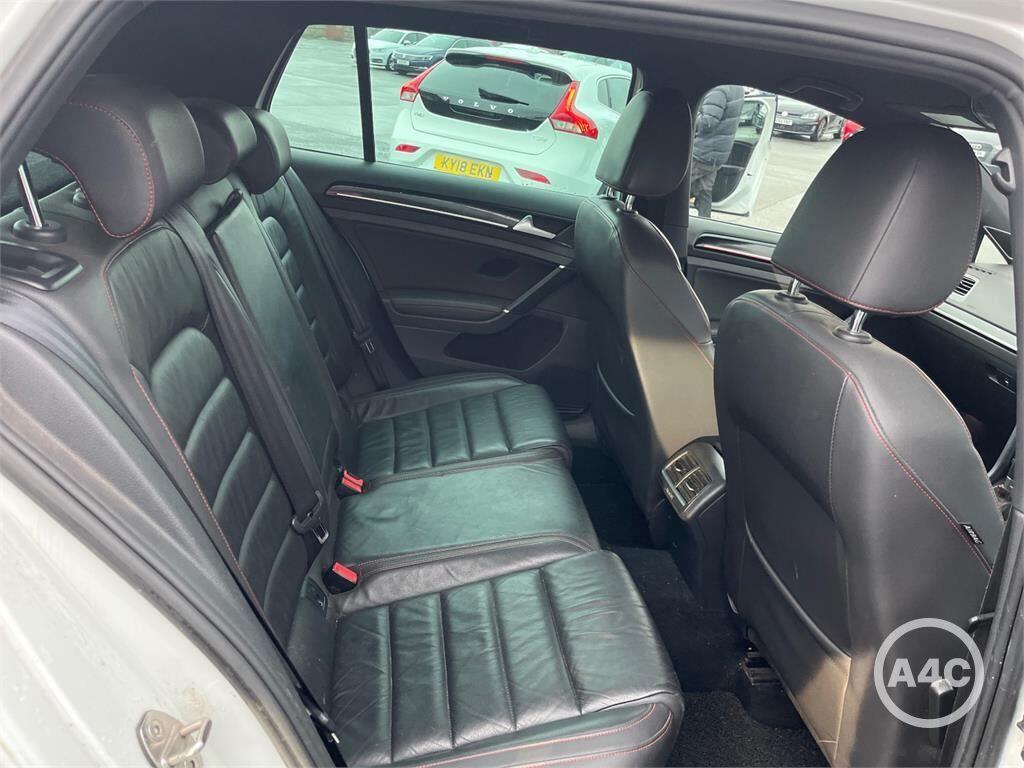 Used Volkswagen Golf 2014 for sale - 76645037: Photo 7