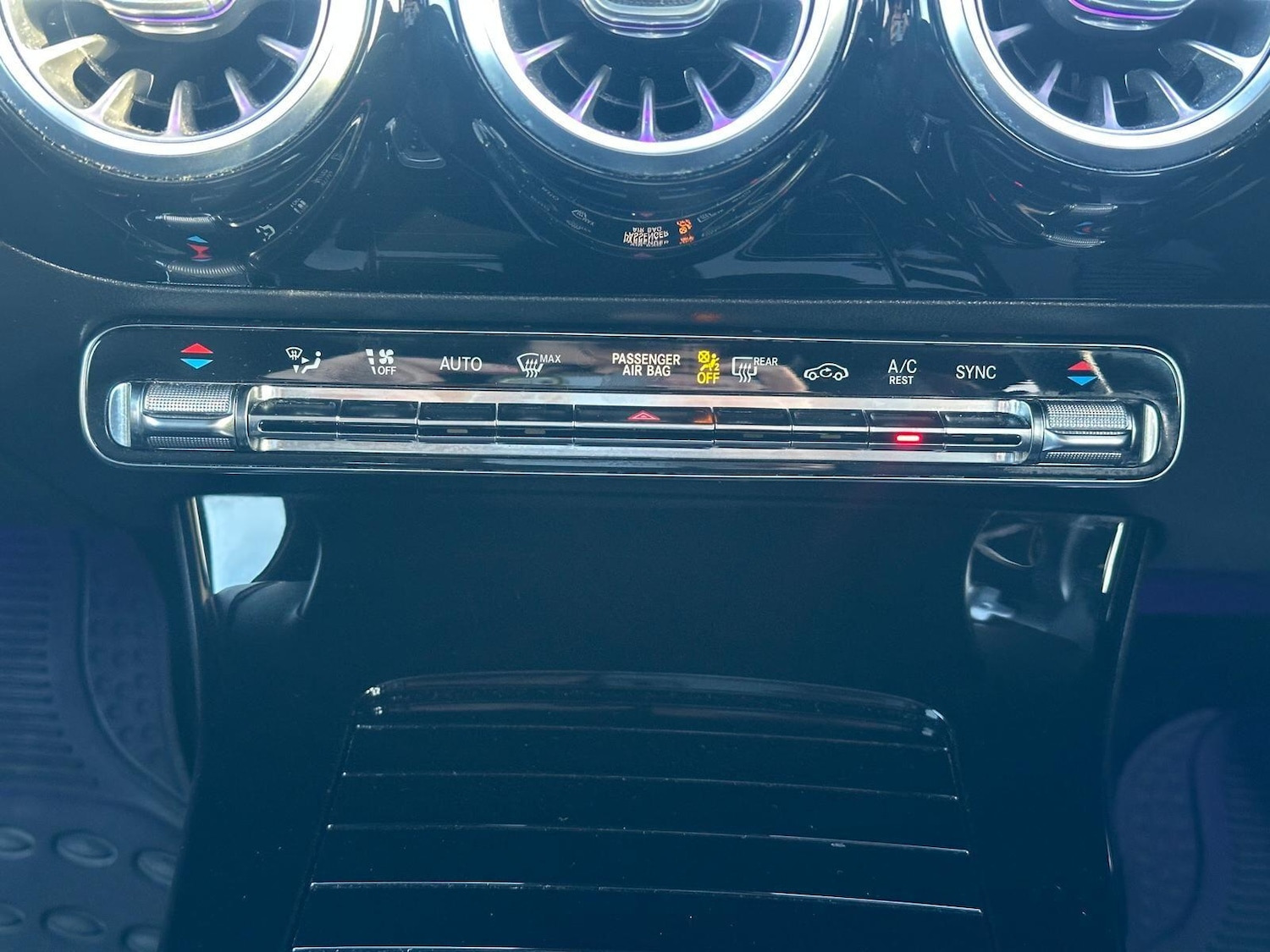 Used Mercedes-Benz A-Class 2019 for sale - 76936129: Photo 29