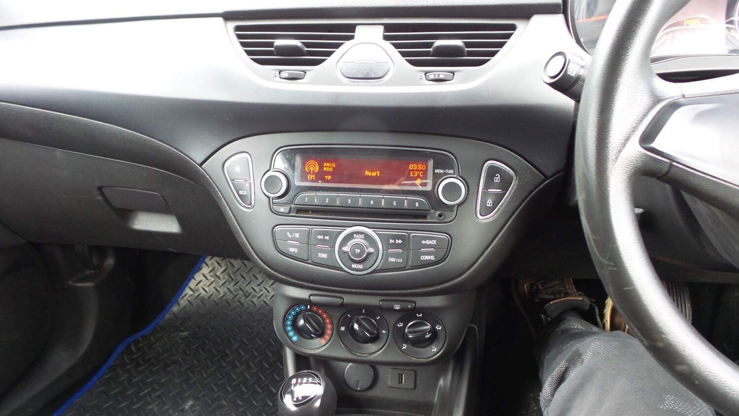 Used Vauxhall Corsa 2015 for sale - 76991521: Photo 13