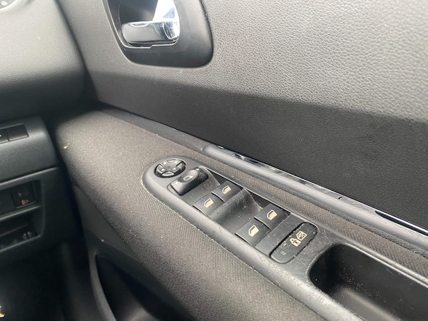 Used Peugeot 3008 2010 for sale - 75492341: Photo 20