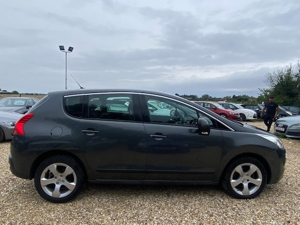 Used Peugeot 3008 2010 for sale - 75492341: Photo 5
