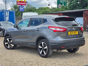 Used Nissan Qashqai 2015 for sale - 78751725: Photo