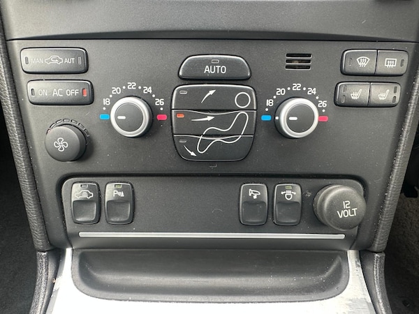 Used Volvo XC90 2012 for sale - 74768248: Photo 18