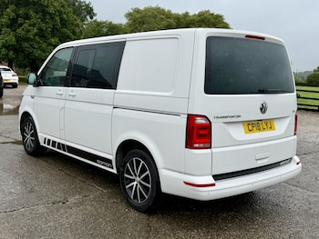 Used Volkswagen Transporter 2018 for sale - 78876383: Photo