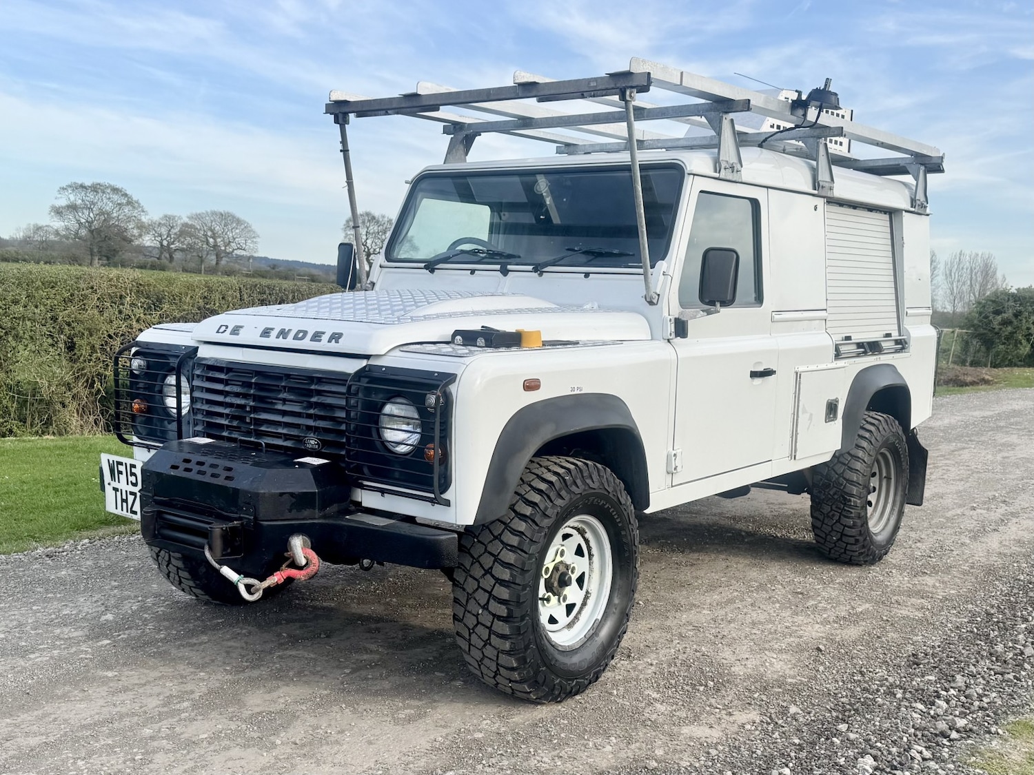 Used Land Rover Defender 2015 for sale - 78155387: Photo 3