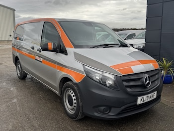 Mercedes-Benz - Vito