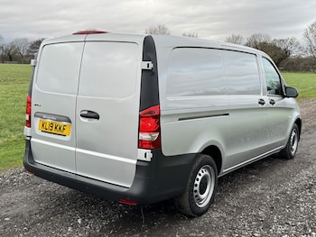 Used Mercedes-Benz Vito 2019 for sale - 76725713: Photo