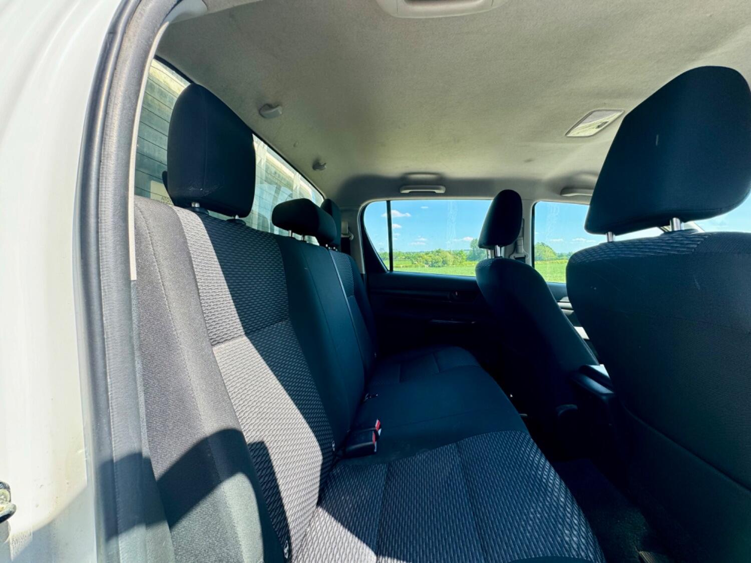 Used Toyota Hilux 2019 for sale - 77464738: Photo 8