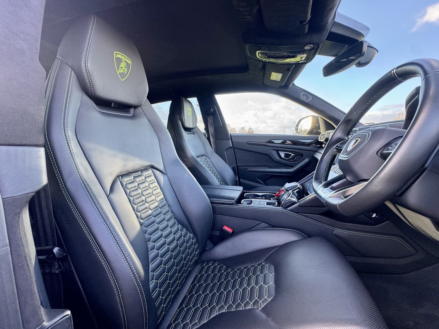 Used Lamborghini Urus 2021 for sale - 77271000: Photo 16