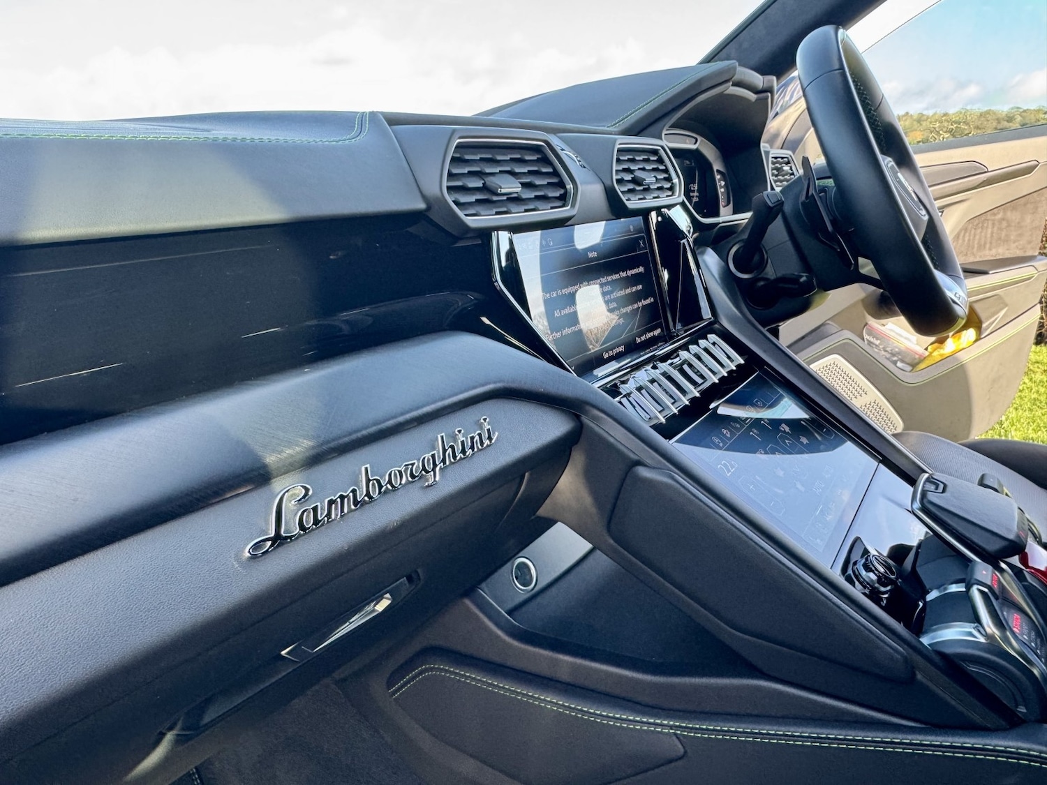 Used Lamborghini Urus 2021 for sale - 77271000: Photo 9