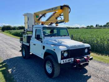 Used Land Rover Defender 110 2013 for sale - 75137788: Photo