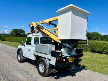 Used Land Rover Defender 110 2013 for sale - 75137788: Photo