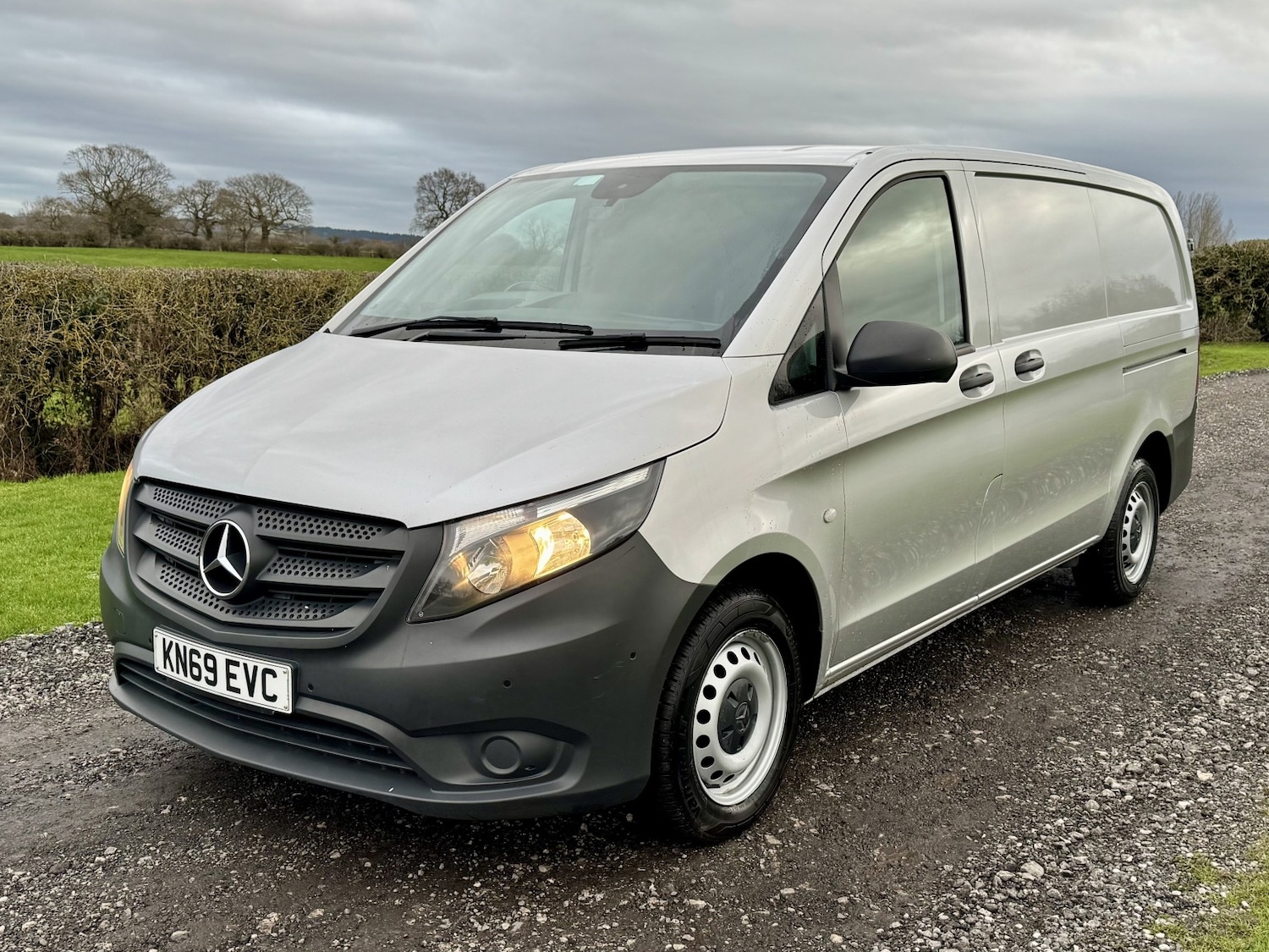 Used Mercedes-Benz Vito 2019 for sale - 76741277: Photo 2